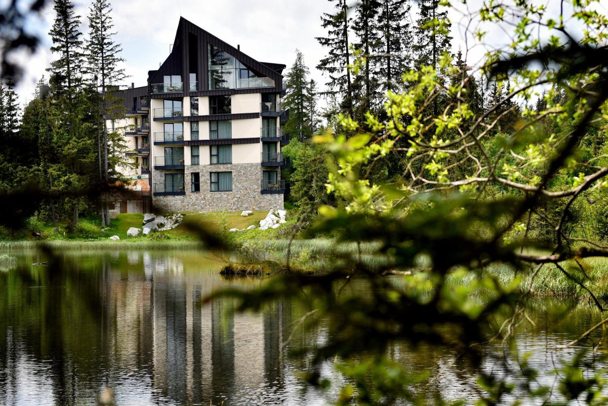 Aplend Lake Resort Штрбске-Плесо Экстерьер фото